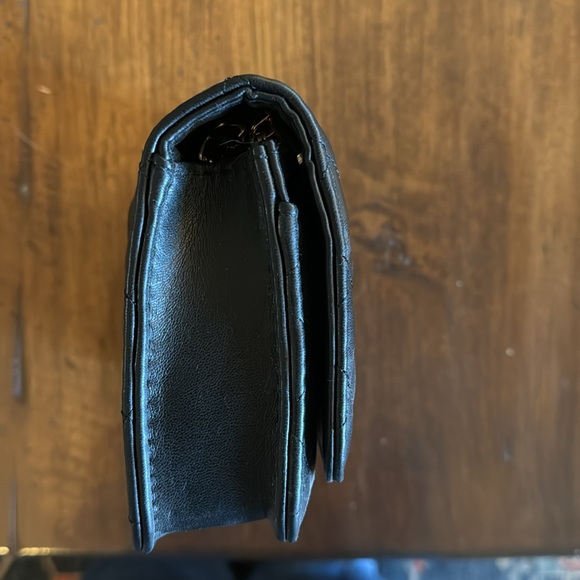 Quilted black leather purse - clutch or with strap - with gold detail - Picture 3 of 4